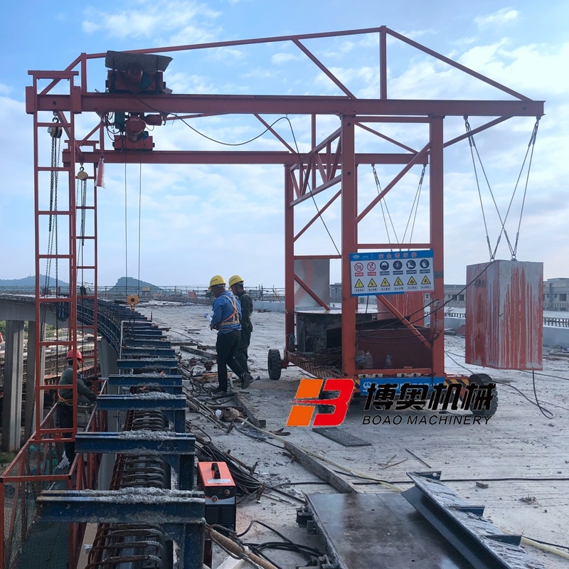 橋梁防撞牆護欄模闆安全施工(gōng)車
