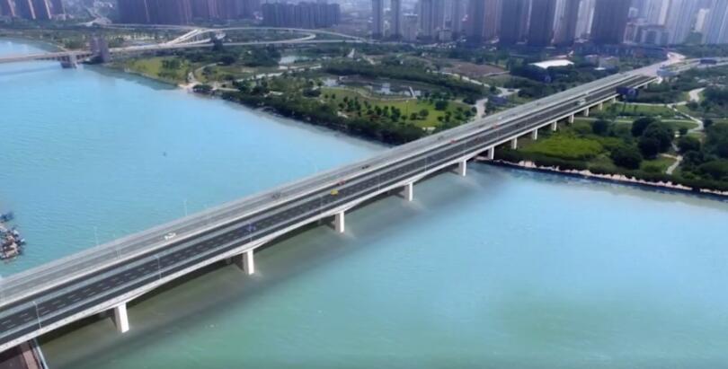 泉州大(dà)橋(qiáo)新橋順利(lì)合龍 預計(jì)明年上半年通(tōng)車