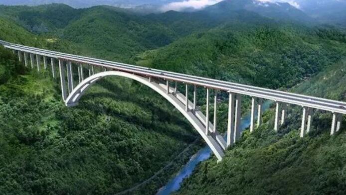 樂西高(gāo)速蘇壩(bà)特大橋(qiáo)纜索試(shì)吊完成 跨徑在(zài)同類(lèi)公路橋梁(liáng)中位列(liè)全國第二